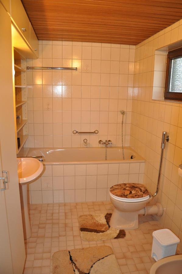 Rentrisch Am Waldrand Lägenhet Sankt Ingbert Exteriör bild